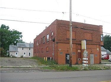 1st image of 1102 East Ave