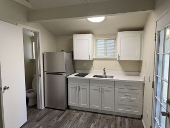 4th image of 4729 Scotts Valley Dr APT 1B