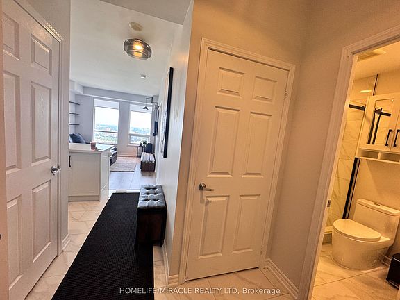 4th image of 388 Prince Of Wales Dr #3406