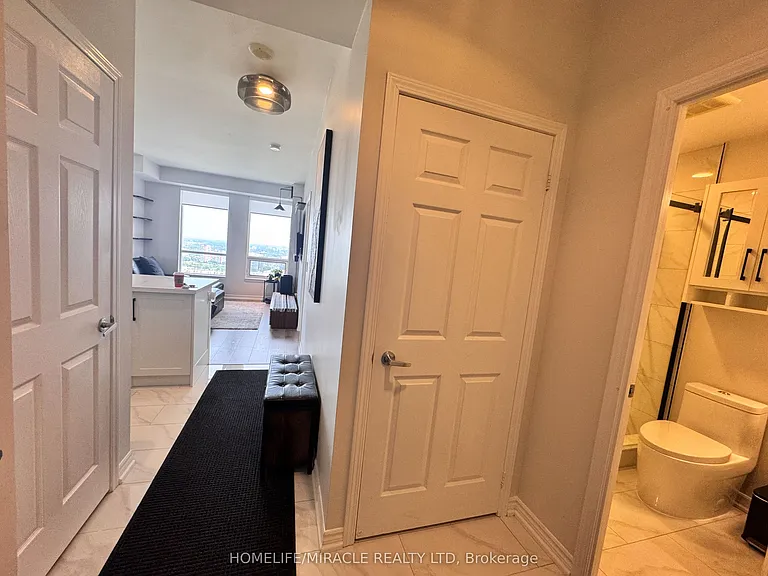 388 Prince Of Wales Dr #3406 — Photo 4