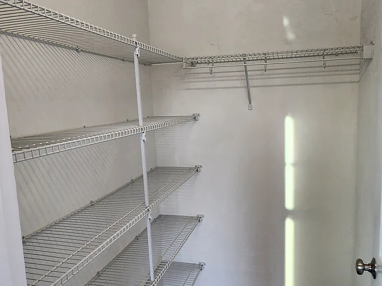 41 Saratoga St #2F — Photo 10