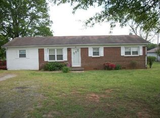 122 Gilly Rd, Maiden, NC 28650