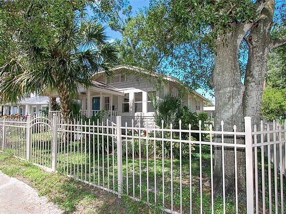 2nd image of 3810 N DARWIN AVENUE