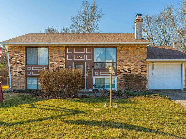 160 Northville Dr, Lincoln, IL 62656