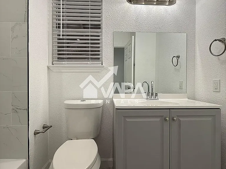 4938 Bernadine Dr — Photo 9