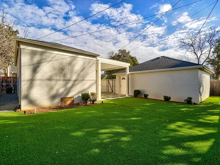 1108 Marlboro Ln — Photo 21