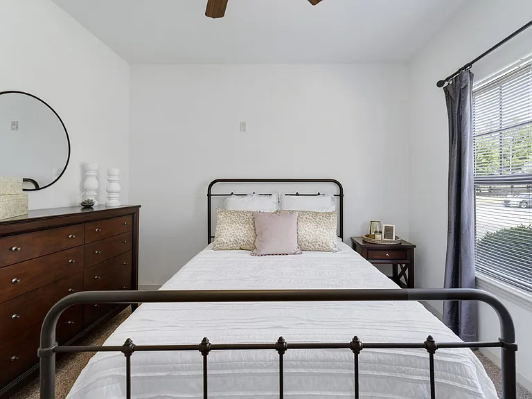 Two Bedroom - 2 Bed / 1 Bath - 928 Sq.Ft.