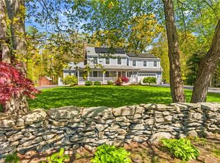 434 N Quidnessett Rd, North Kingstown, RI 02852