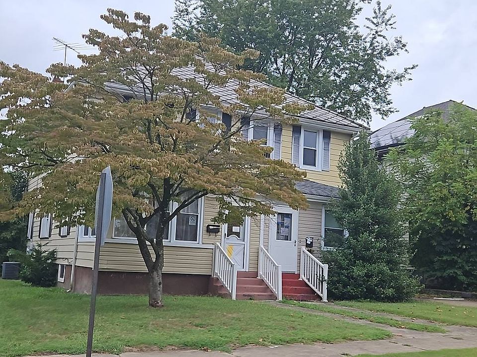 2nd image of 303 Heulings Ave