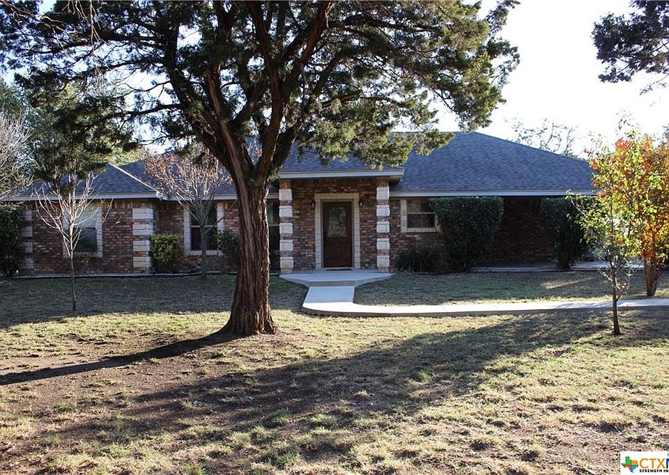 1st image of 122 Canyon Dr