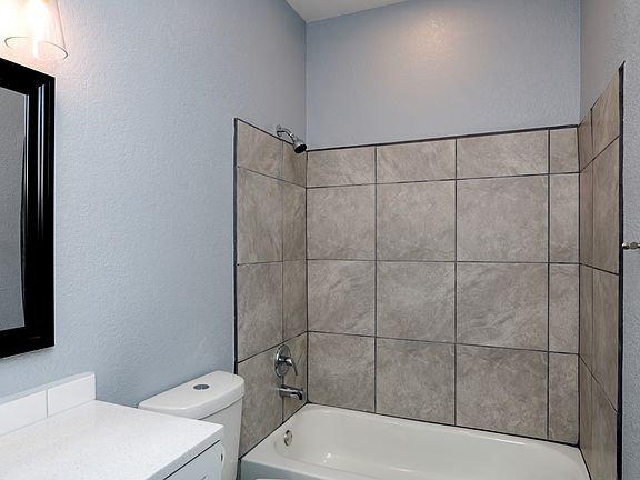 3rd image of 1138 Alvarado St
