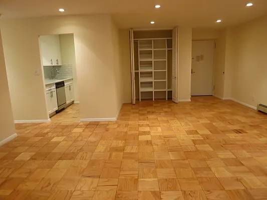 Rented by City & Suburban | media 24