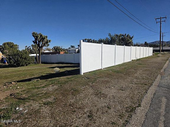 5th image of 36447 Rozalee Dr