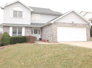 1509 Independence Dr, Jefferson City, MO 65109