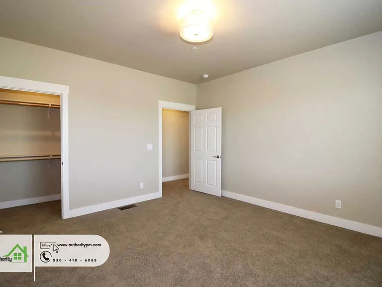 6677 Bandito Dr — Photo 26