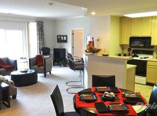 11917 W 109th St APT 115, Overland Park, KS 66210