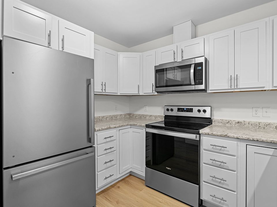 Carriage Walk Apartments 3 Carriage Walk Ln Scarborough ME Zillow