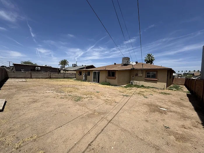3241 W Pierson St — Photo 21