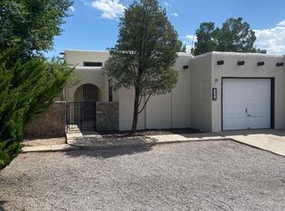 2006 Embassy Dr, Las Cruces, NM 88005