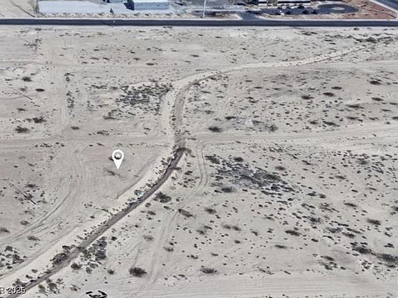 2nd image of W Piper Ave