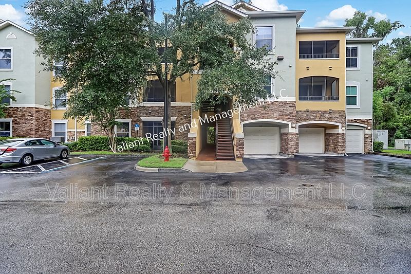 1st image of 8539 Gate Pkwy W Unit 626
