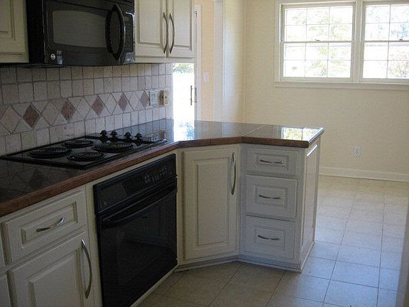 4th image of 409 Brentwood Dr