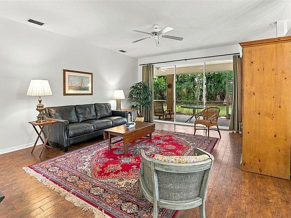 5th image of 2296 HARRIER WAY