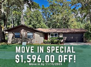 951 Turtle Creek Dr N, Jacksonville, FL 32218