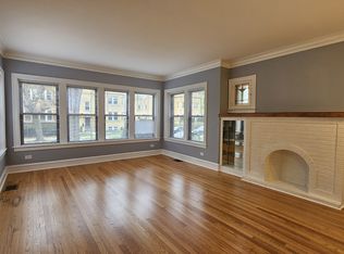 6649 N Campbell Ave #1, Chicago, IL 60645
