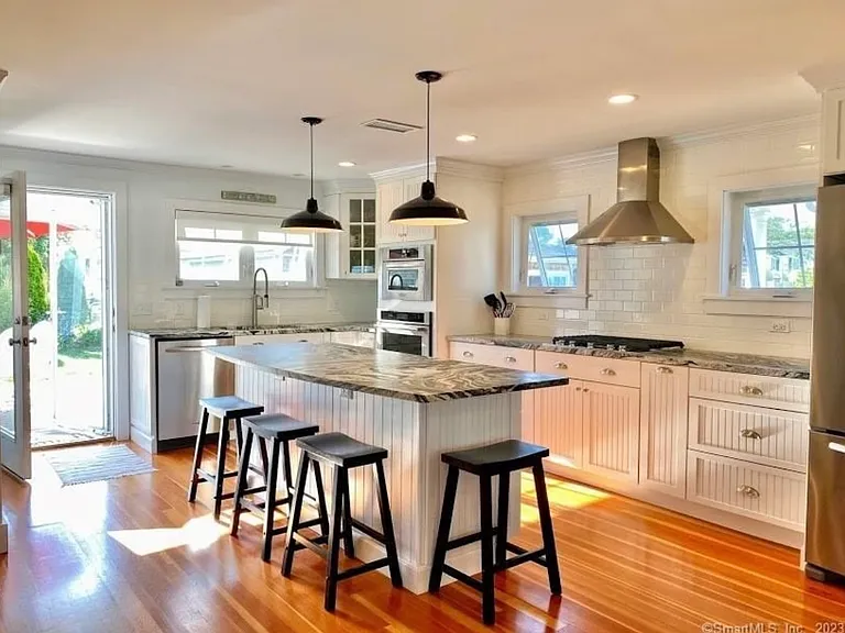 5 Knollwood Dr — Photo 3