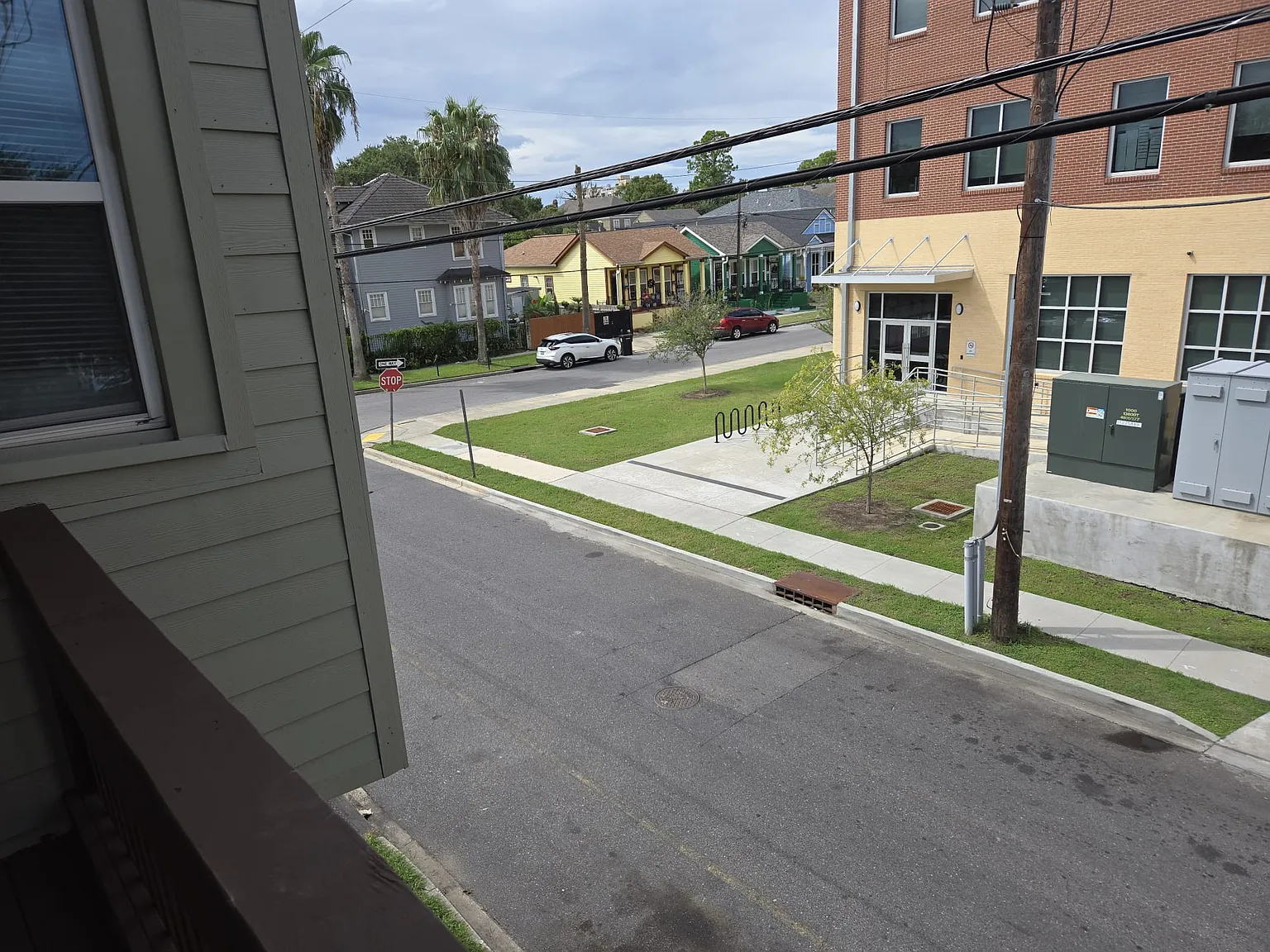 2 bed, 1.5 bath, 1000 sqft, $1,350 — Photo 4
