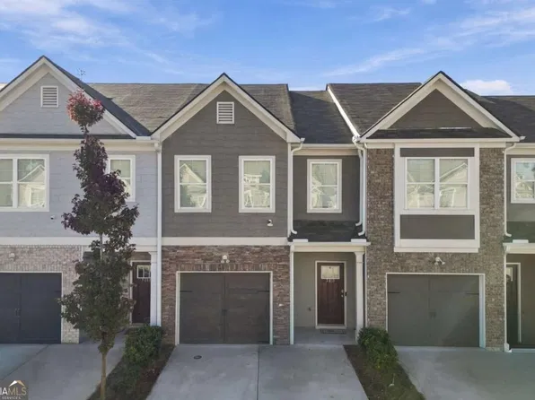 5811 Calle Vista Dr, Lithonia, GA 30058