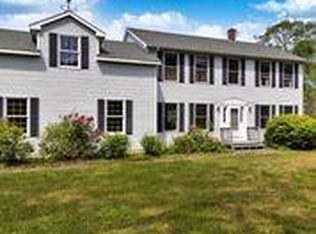 17 Spy Glass Hill Rd, Boothbay, ME 04537
