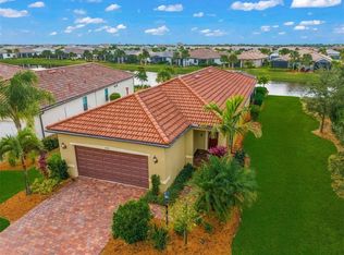 6902 Hanover Ct, Bradenton, FL 34202