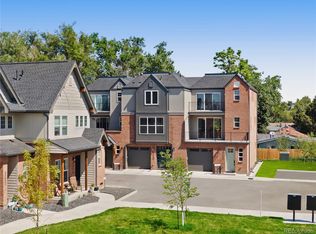 8008 W 52nd Dr #B, Arvada, CO 80002