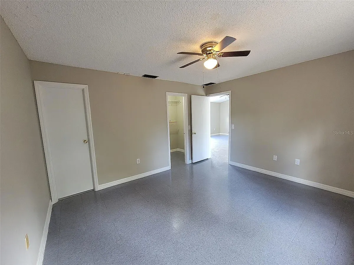 3 bed, 1154 sqft, $1,800 — Photo 4
