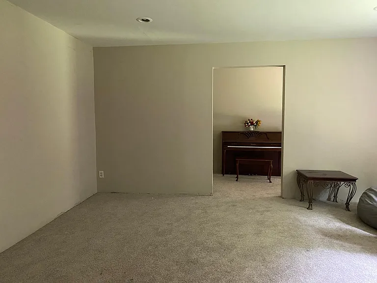 6802 Potomac Pl — Photo 36