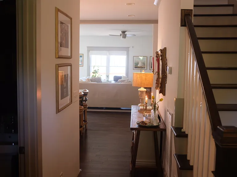 622B Annex Ave #B — Photo 4