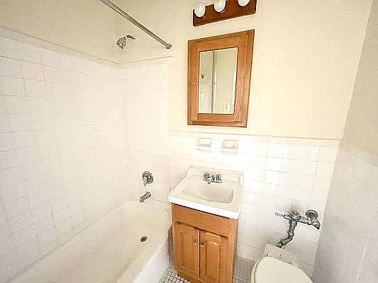 4th image of 612 W 137th St APT 62