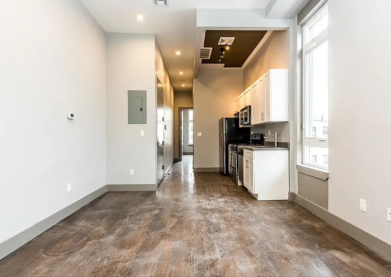 230 Jefferson St #3L — Photo 4