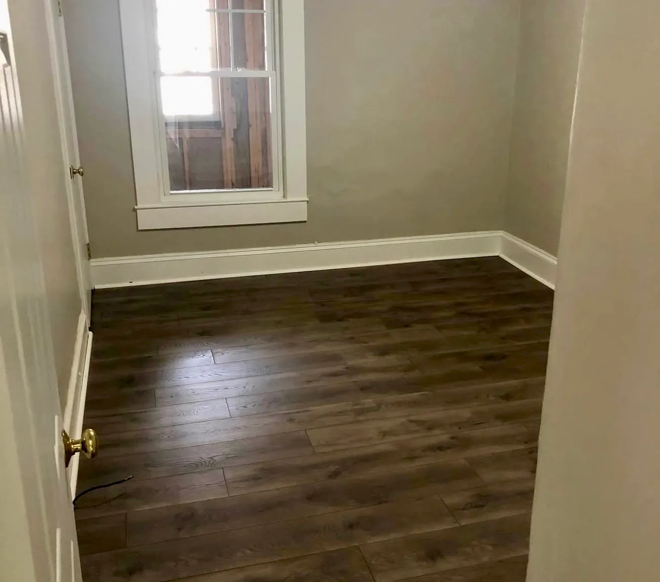 4 bed, $2,000 — Photo 1