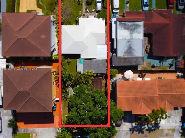 2951 SW 24th Ter, Miami, FL 33145