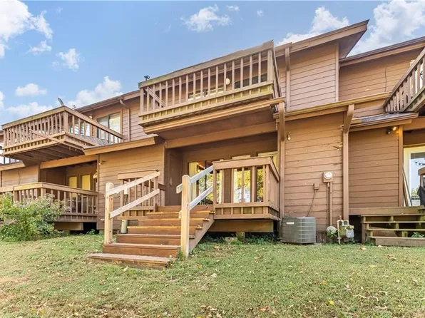 13914 Turnberry Ln, Siloam Springs, AR 72761