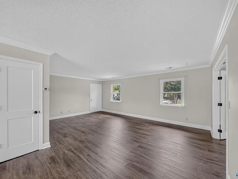 1208 Willowbrook Dr SE #C — Photo 13