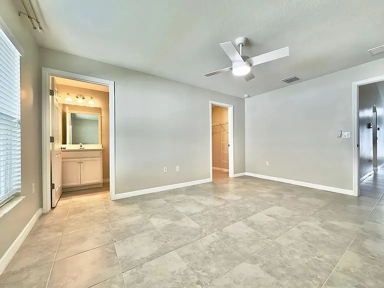 8 Linda Pl #B — Photo 8