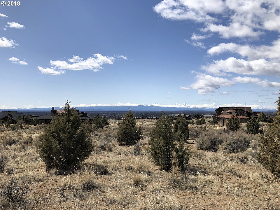 2nd image of 14949 SW Hat Rock Loop