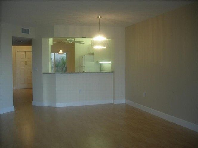 2nd image of 9539 Weldon Cir APT F106