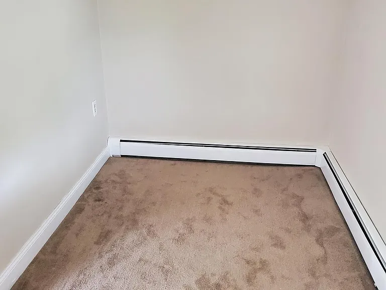 12 R Prospect St #2 — Photo 9