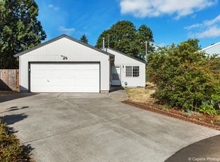 10318 SE Schiller Ct, Portland, OR 97266