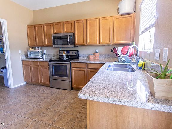 2nd image of 31008 N Desert Honeysuckle Dr